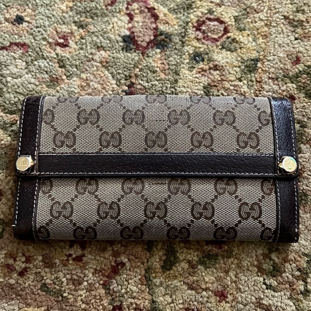 Authentic Gucci canvas wallet